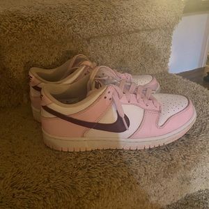 Pink nike dunks size 8